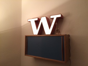 w